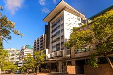 Brisbane accommodation: Mantra Terrace Hotel