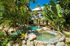 Cairns accommodation: Alamanda Palm Cove by Lancemore