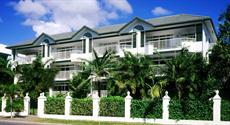 Cairns accommodation: Costa Royale Trinity Beach