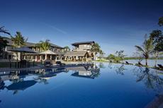 Amaranthe Bay Resort & Spa 