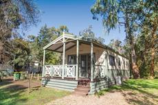 Melbourne accommodation: Crystal Brook Tourist Park