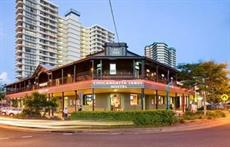 Gold Coast accommodation: Coolangatta Sands Hotel