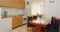 Adria Apartments Bol 