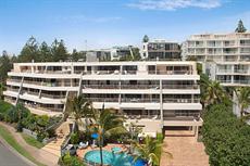 Sunshine Beach accommodation: Costa Nova Holiday Apartments