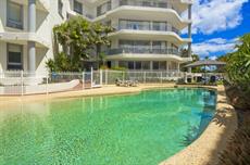 Gold Coast accommodation: Oceanside Resort - Absolute Beachfront Apartments