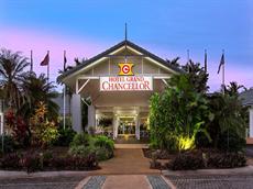 Cairns accommodation: Hotel Grand Chancellor Palm Cove