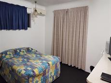 Gladstone accommodation: Siesta Villa Motor Inn