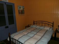 Hervey Bay accommodation: Mango tourist Hostel