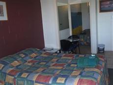 Gladstone accommodation: Harbour Lodge Motel