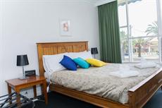Melbourne accommodation: Alexander Motor Inn and Apartments