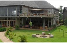 Weru Weru River Lodge 