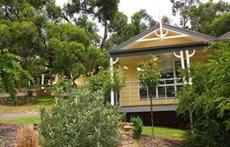 Melbourne accommodation: 3 Kings Bed And Breakfast