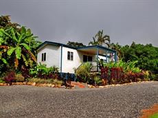 Cairns accommodation: Fishery Falls Holiday Park