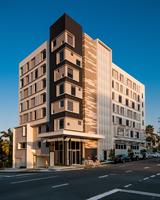 Gold Coast accommodation: Woodroffe Hotel