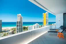 Gold Coast accommodation: Aria Apartments