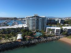Townsville accommodation: Mariners North Holiday Apartments