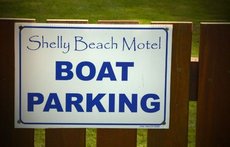 Hervey Bay accommodation: Shelly Beach Motel