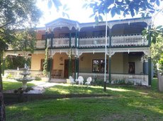 Brisbane accommodation: Grove Manor