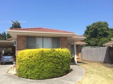 Melbourne accommodation: Australian Home Away @ Doncaster Anderson Creek 2