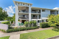Cairns accommodation: Park Royal Cairns