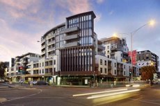 Melbourne accommodation: Spacious Seaviews - StayCentral