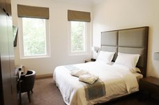 Melbourne accommodation: Clarendon Hotel Melbourne