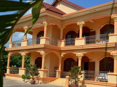 Kampot Manor 