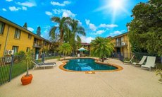 Gold Coast accommodation: Jadon Place Holiday Apartments