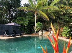 Port Douglas accommodation: Lychee Tree Holiday Apartments
