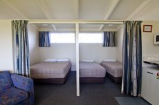 Tahuna Beach Kiwi Holiday Park and Motel 