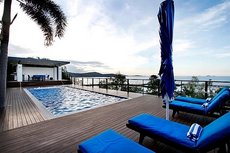 Airlie Beach accommodation: Nautilus On The Hill - Airlie Beach