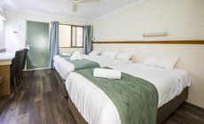 Townsville accommodation: Billabong Lodge Motel