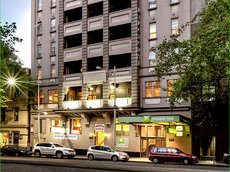Melbourne accommodation: Ibis Styles Kingsgate Hotel