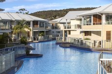 Corlette accommodation: Oaks Port Stephens Pacific Blue Resort