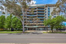Canberra accommodation: Pacific Suites Canberra