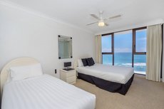 Gold Coast accommodation: Surfers Aquarius on the Beach