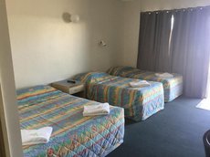 Mackay accommodation: Kooyong Hotel