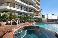 Gold Coast accommodation: Bougainvillea Luxury Apartments