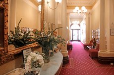 Melbourne accommodation: Hotel Claremont Guest House