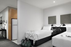 Melbourne accommodation: Punthill Apartment Hotel - Flinders Lane