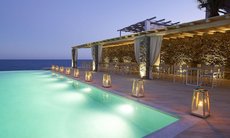 Artemis Deluxe Rooms