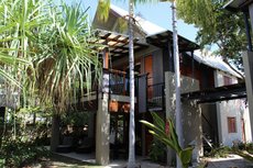 Nelly Bay accommodation: Pure Magnetic Villa 8
