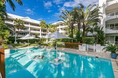 Cairns accommodation: Poolside Apt In Alamanda Beachfront Resort 74