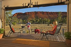 Alice Springs accommodation: Squeakywindmill Boutique Tent B&B