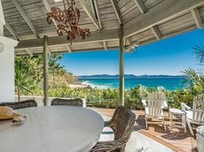Byron Bay accommodation: The White House - Island Style Getaway
