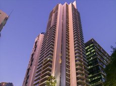 Brisbane accommodation: Sky River CBD apartment