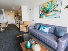 Adelaide accommodation: Adelaide DressCircle Apartments - Kent Town