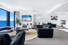 Gold Coast accommodation: Oracle Resort Private 3 Bed Sub Penthouse