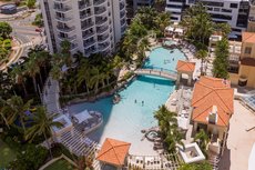 Gold Coast accommodation: Holiday Holiday Chevron Renaissance Apartments