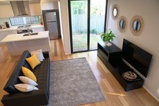 Melbourne accommodation: Brand new house near Box Hill